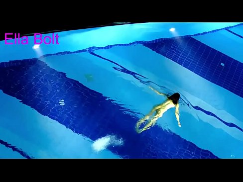 ❤️ මට නැරඹීම නැවැත්විය නොහැක, තරුණ රන්වන්තිය ELLA BOLT නිවාඩු නිකේතනයේ තටාකයේ නිරුවතින් පිහිනීමට හසු විය ❌ සුපිරි කාමුක si.high-pass.ru ❌️